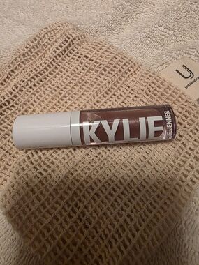 KYLIE Lip Kit Liquid Lipstick - Moody Queen